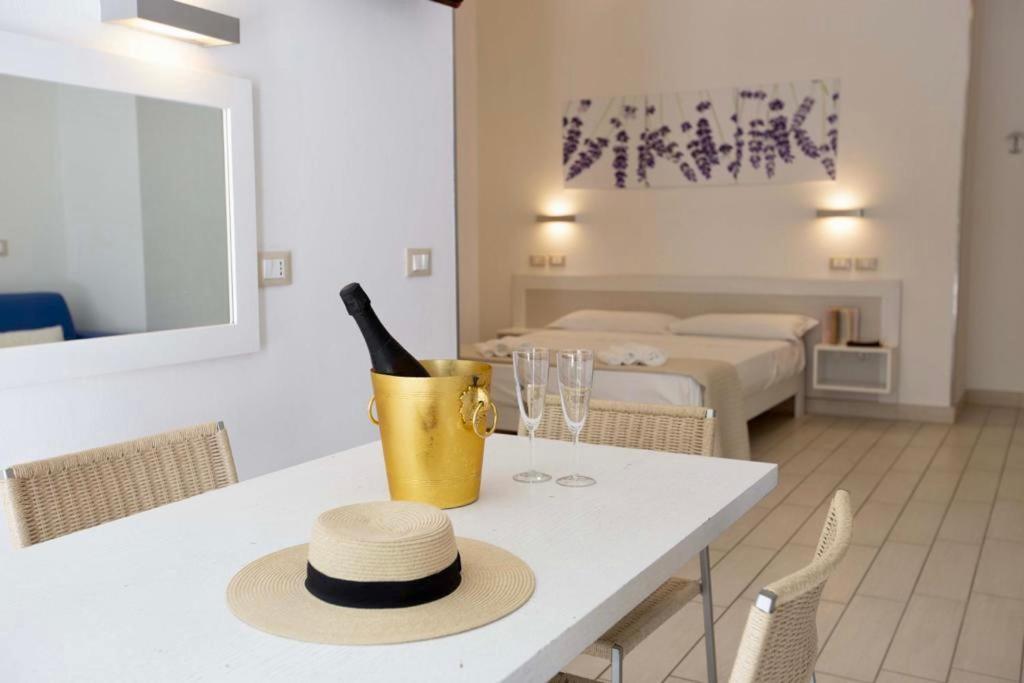 Hotel Elite Червия Екстериор снимка