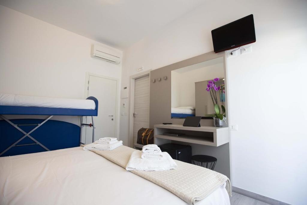 Hotel Elite Червия Екстериор снимка